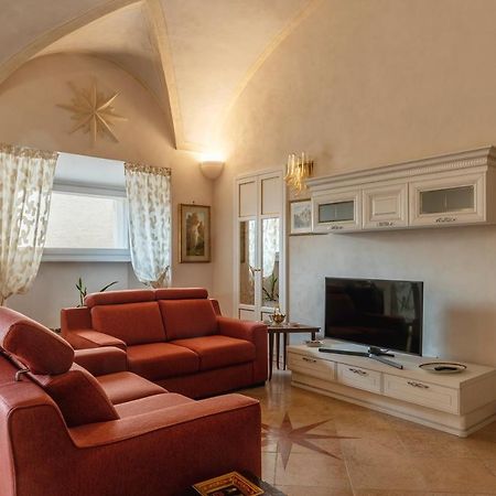 Palazzo Altieri Elegant Apartment Rom Eksteriør billede