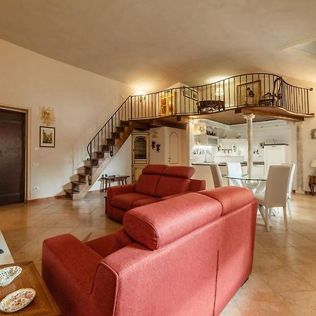 Palazzo Altieri Elegant Apartment Rom Eksteriør billede