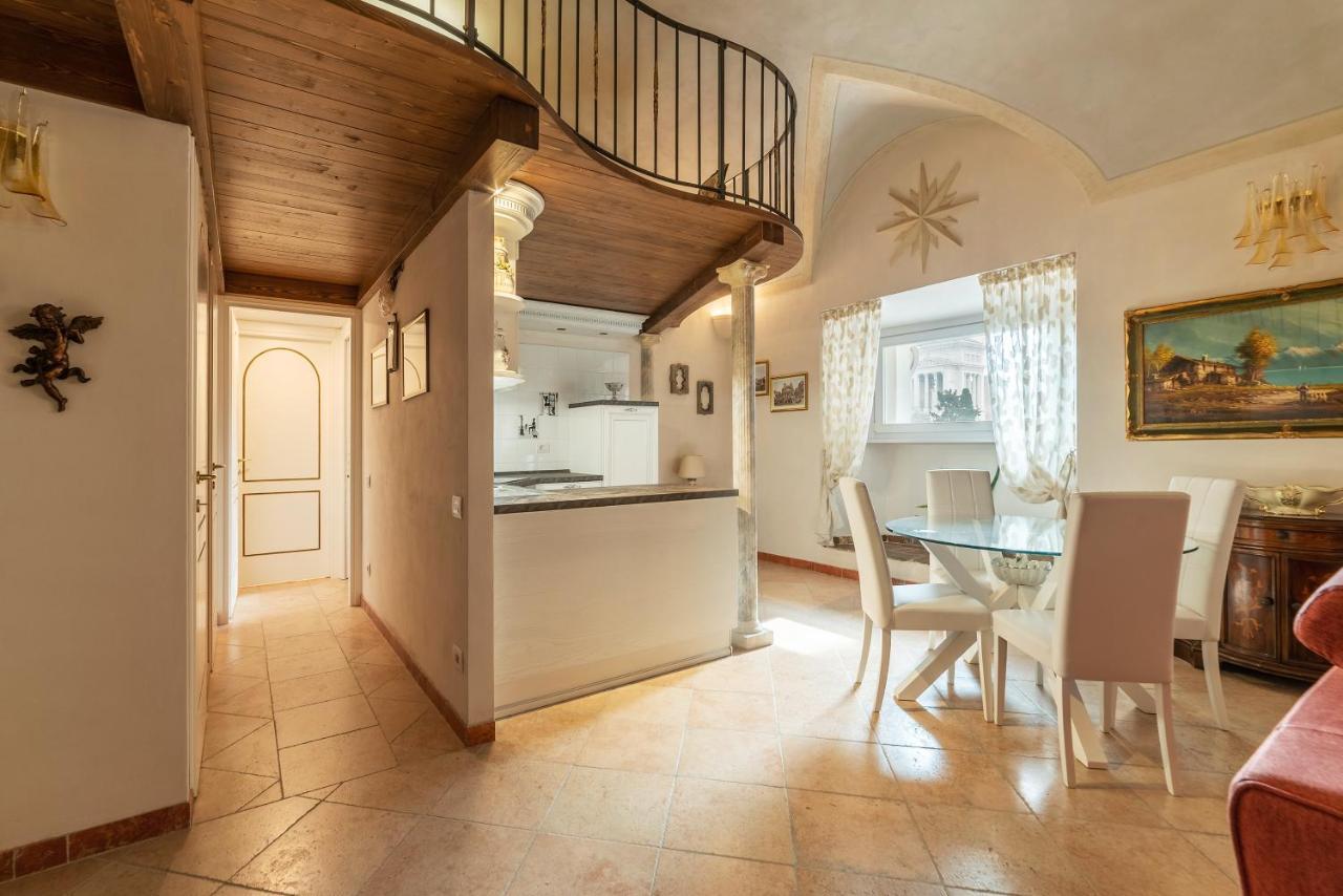 Palazzo Altieri Elegant Apartment Rom Eksteriør billede